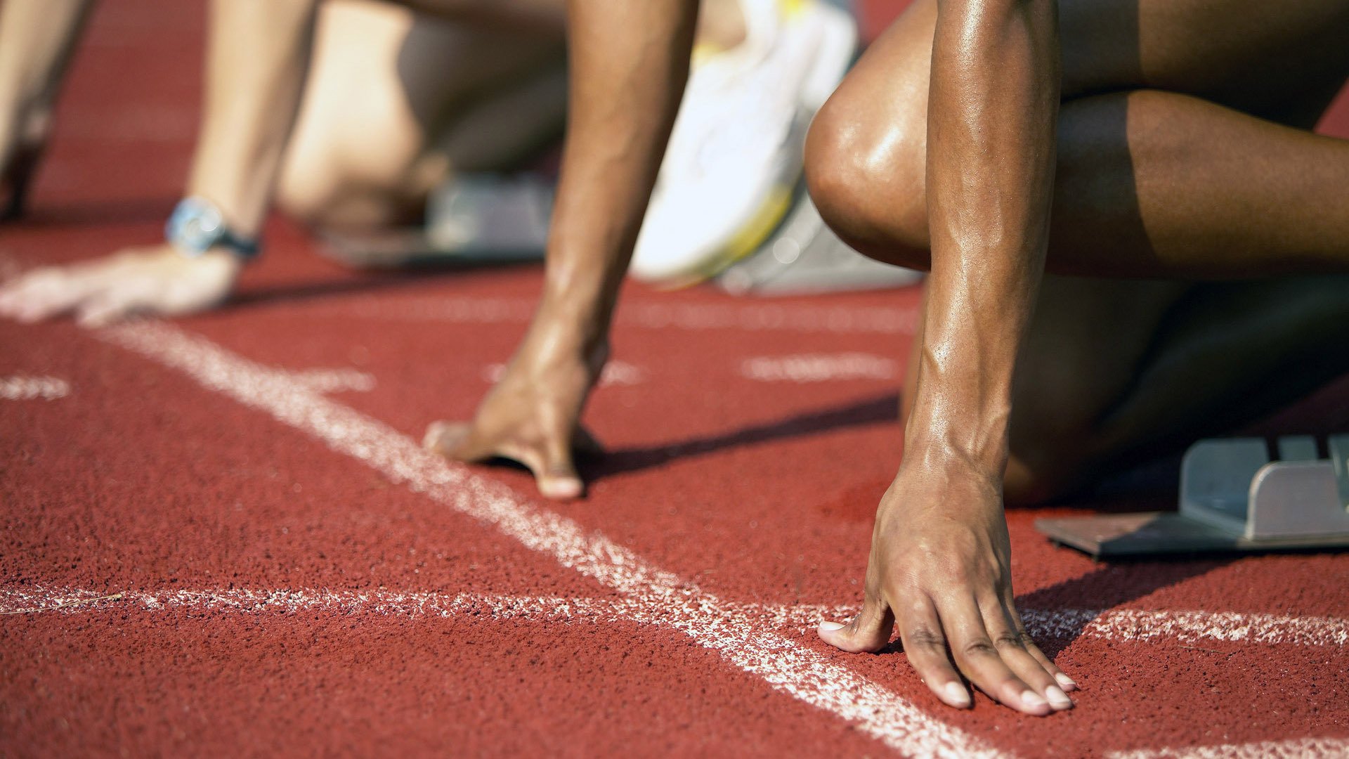 “帕布罗·马特拉的防守智慧与出色技术,塑造阿根廷美洲狮队未来”