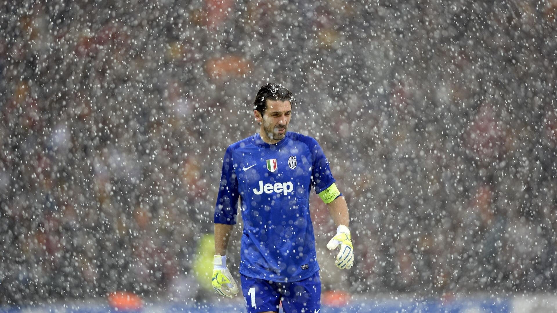 水球快攻波兰主导比赛节奏,波兰球攻略