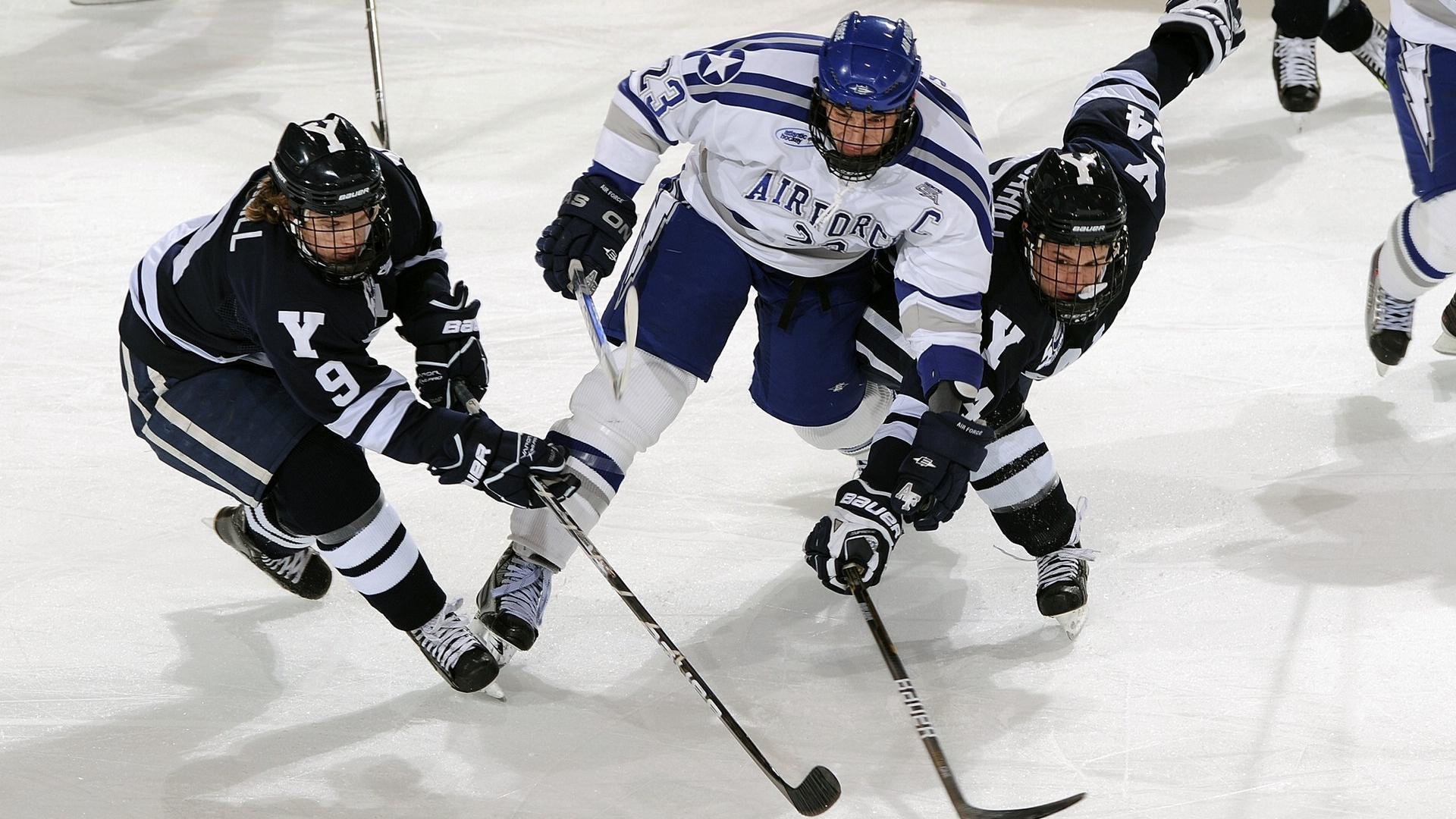 福特:防守稳固,进攻犀利,令全黑队进退有序,福特blazer